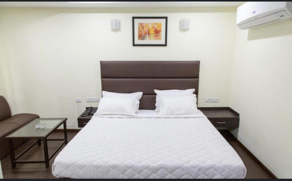 Ample Yard Chennai Exterior foto